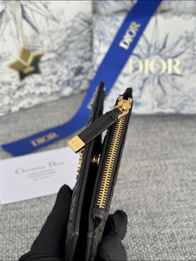 2025228Y290P182138301