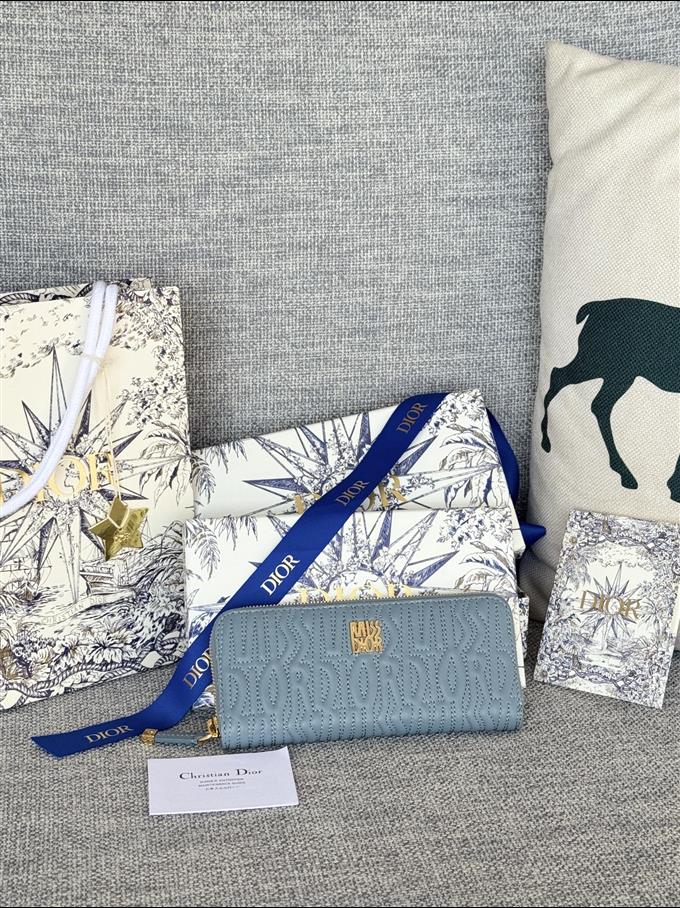 2025228Y310P18213974