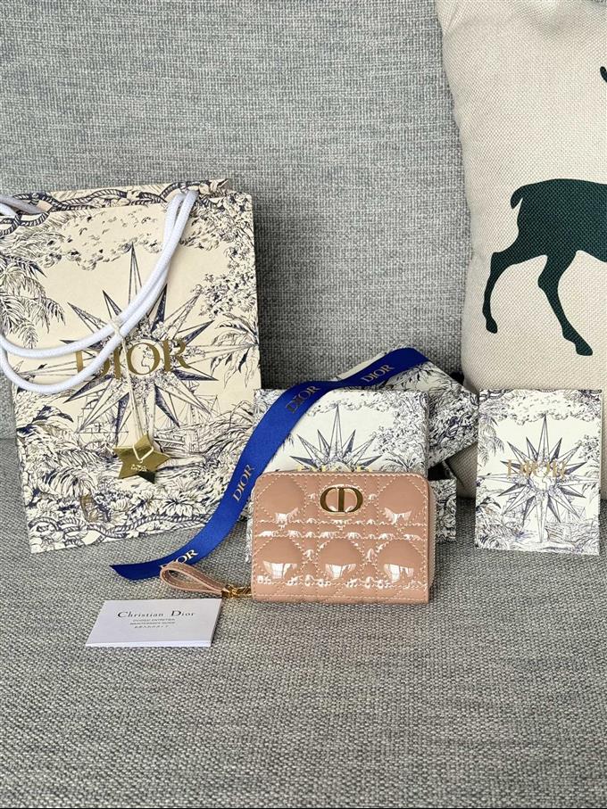 2025228Y330P203710630