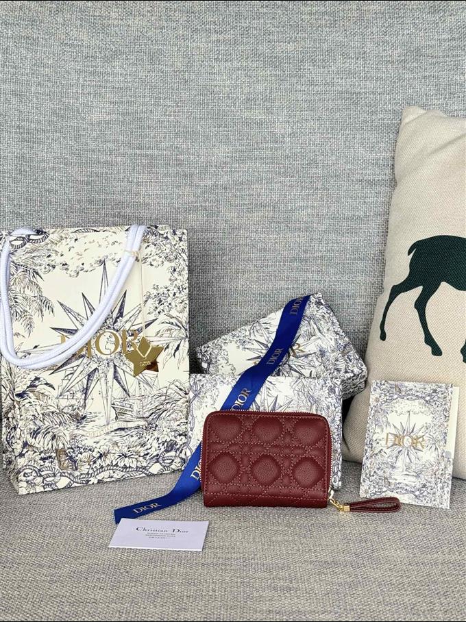 2025228Y330P203711921