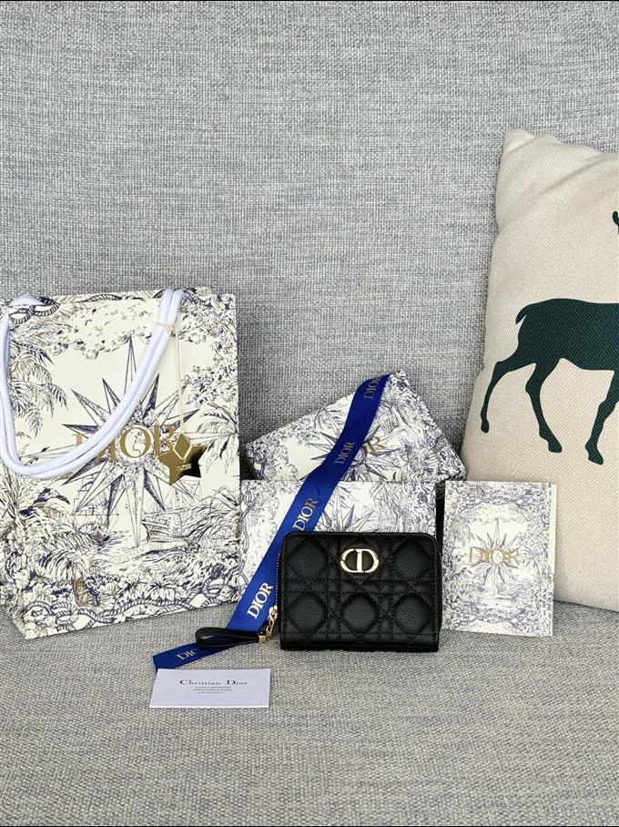 2025228Y330P203712614