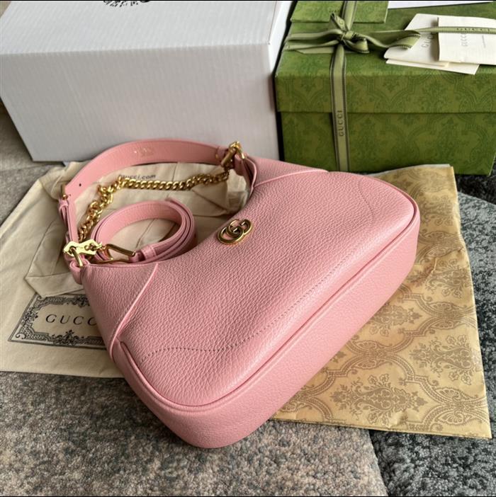 2025210C731817N202157600