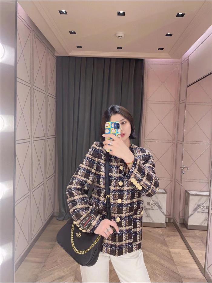 2025210C731817N202158383