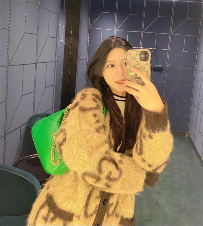 2025210C731817N202158477