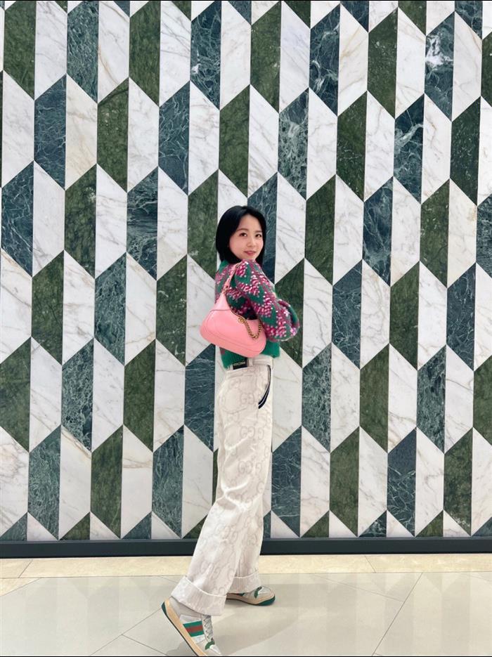 2025210C731817N202158695