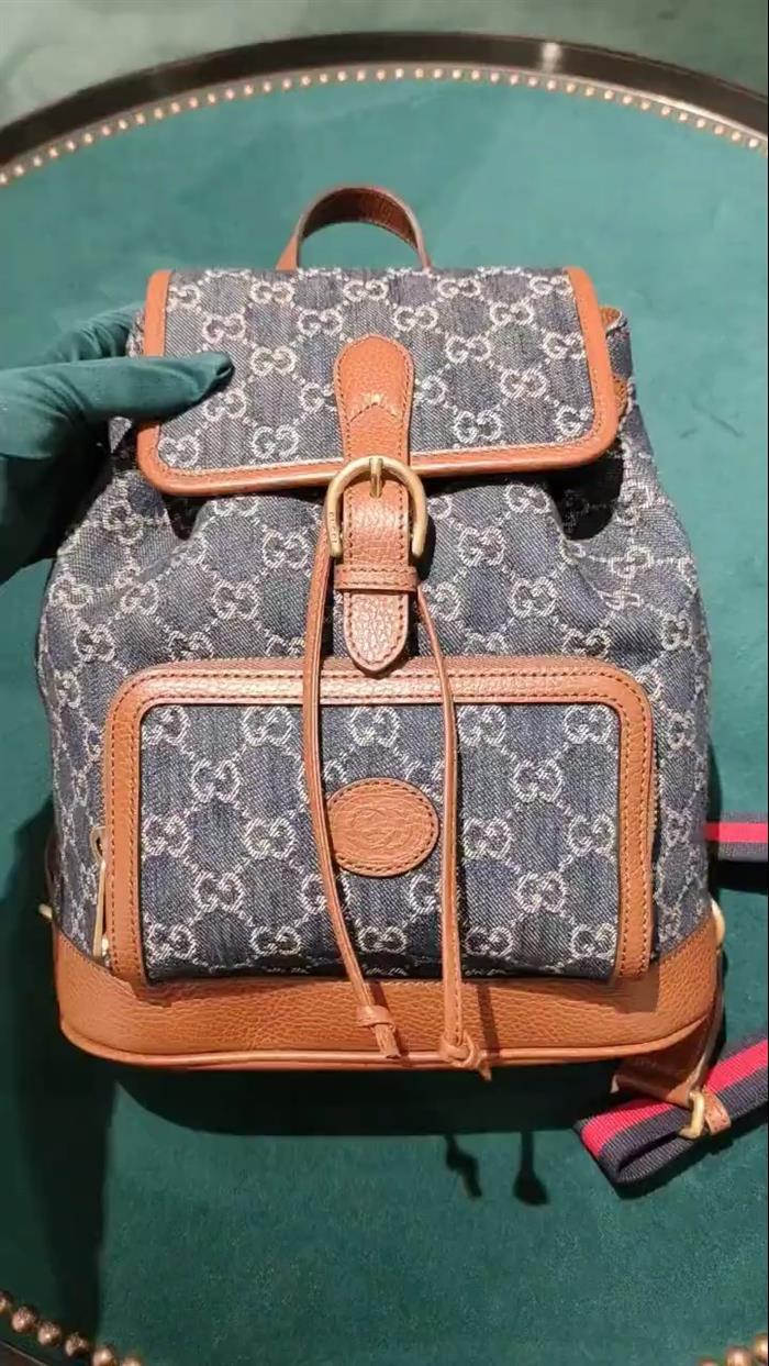 2025210C674147N201240438