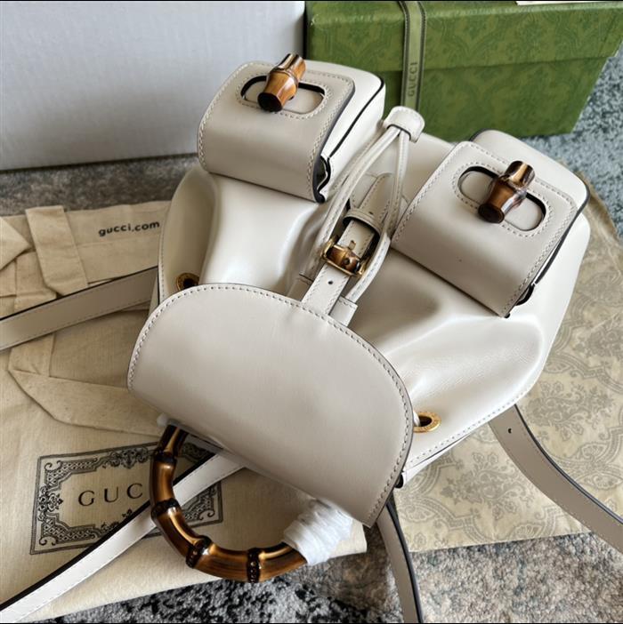 2025210C702101N201240657