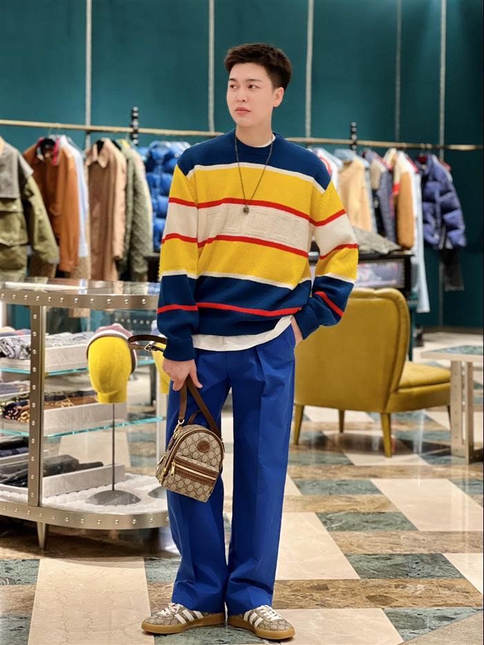 2025210C725654N201241394