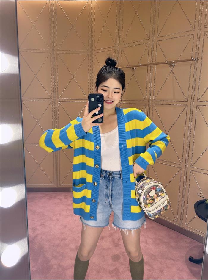 2025210C725654N201241990