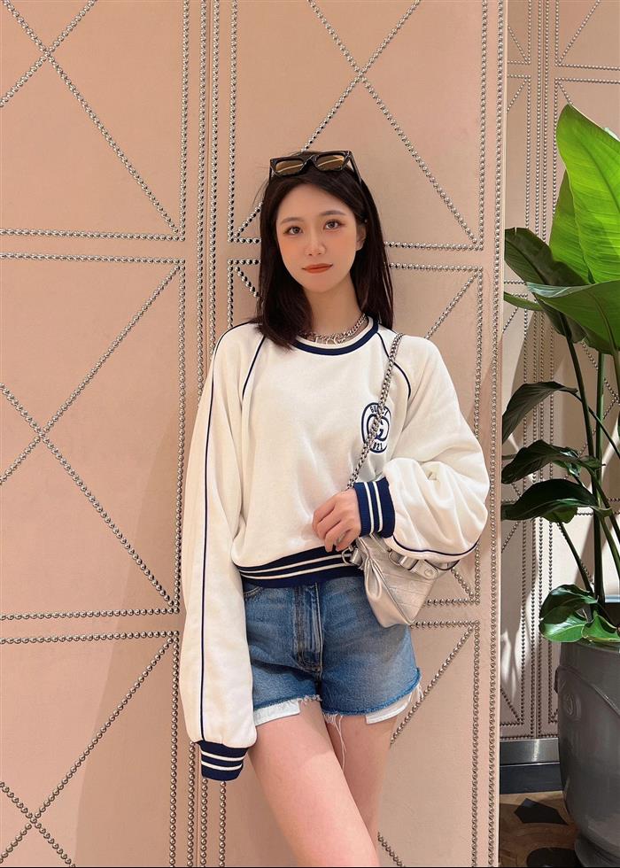 2025210C751518N202126379