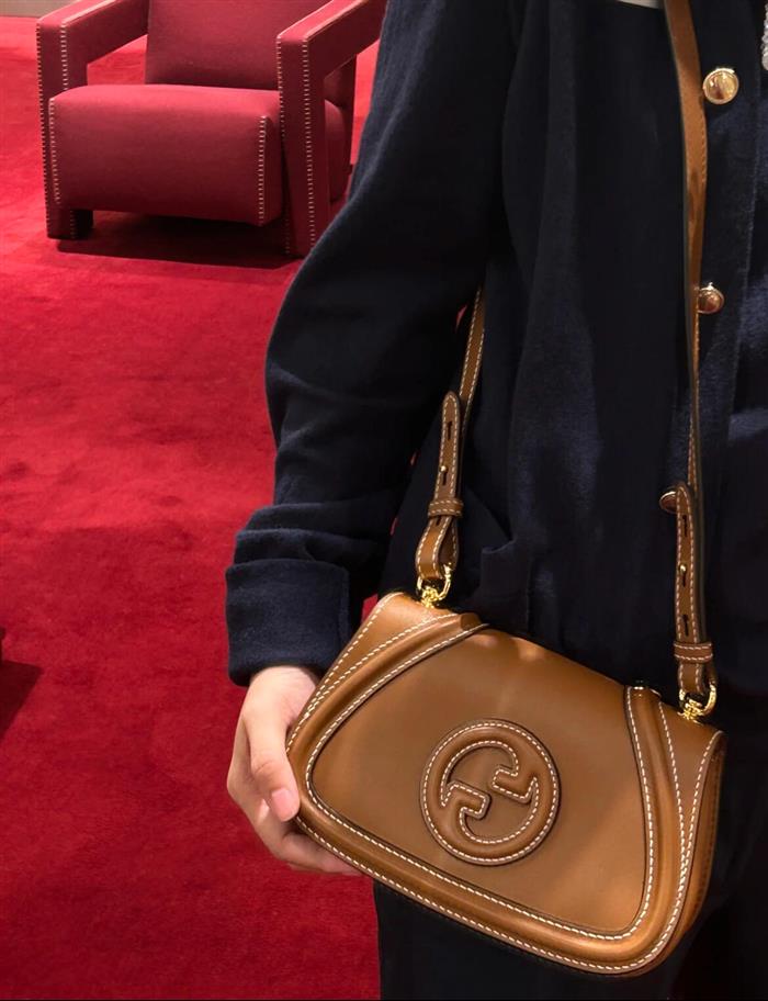 2025210C815700N203029441