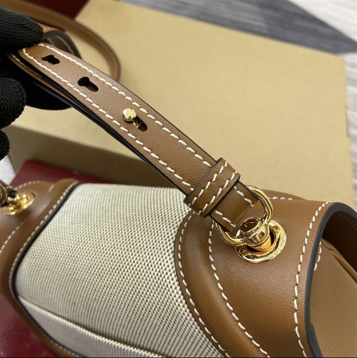 2025210C815700N203030429