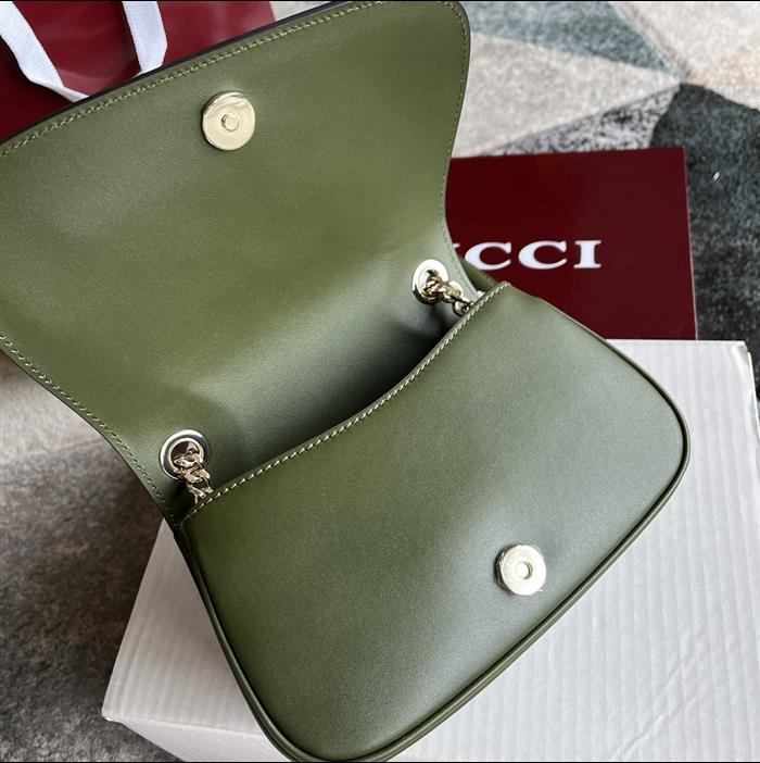 2025210C815711N202134223