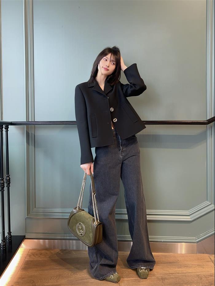 2025210C815715N202136818