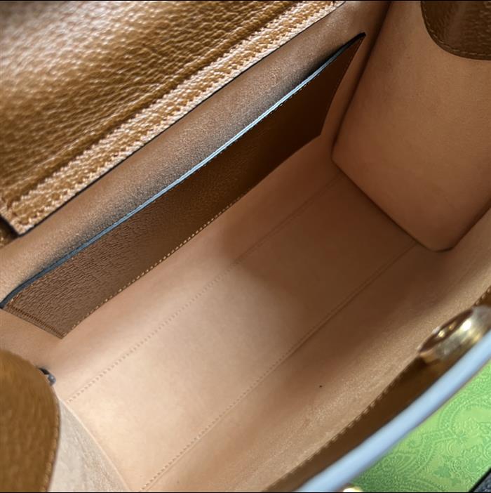 2025210C702721N202045631