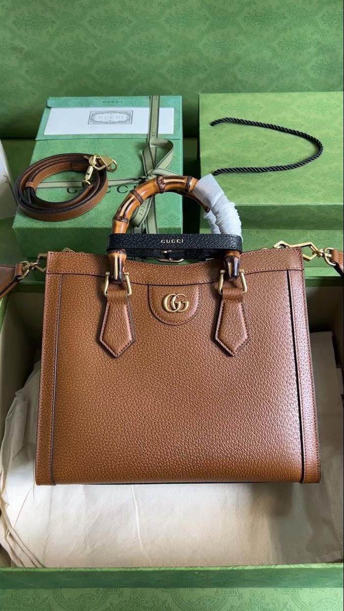 2025210C702721N202046100