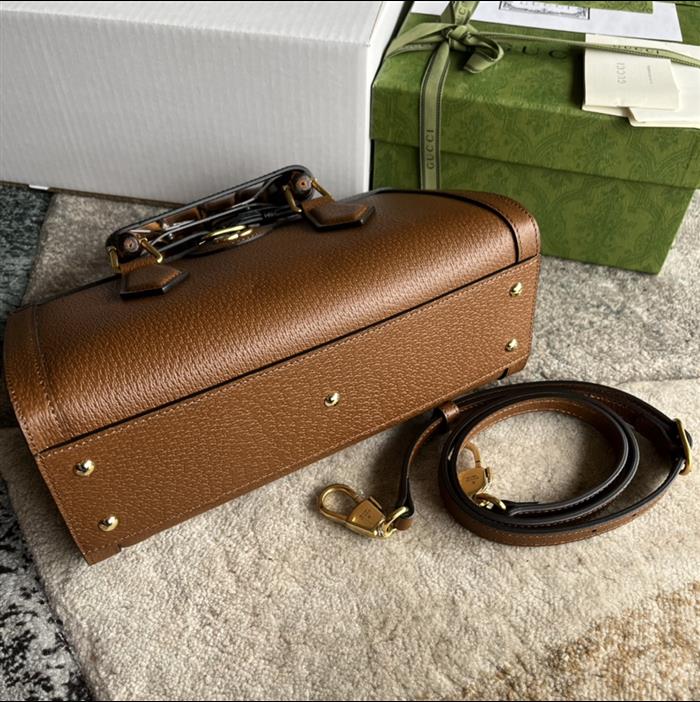 2025210C735153N20204756