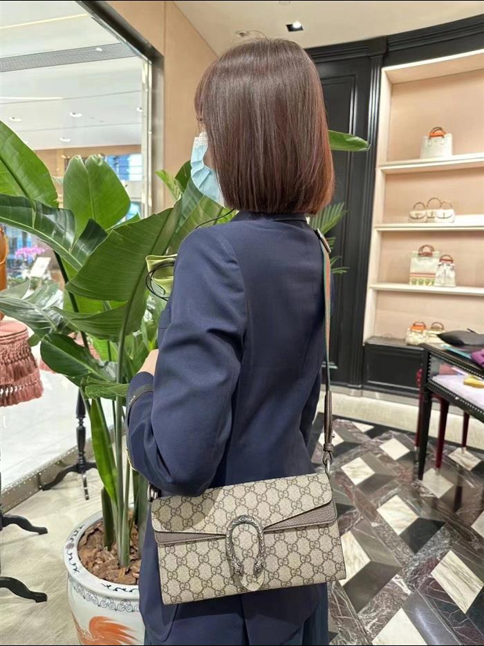 2025210C731782N20195232