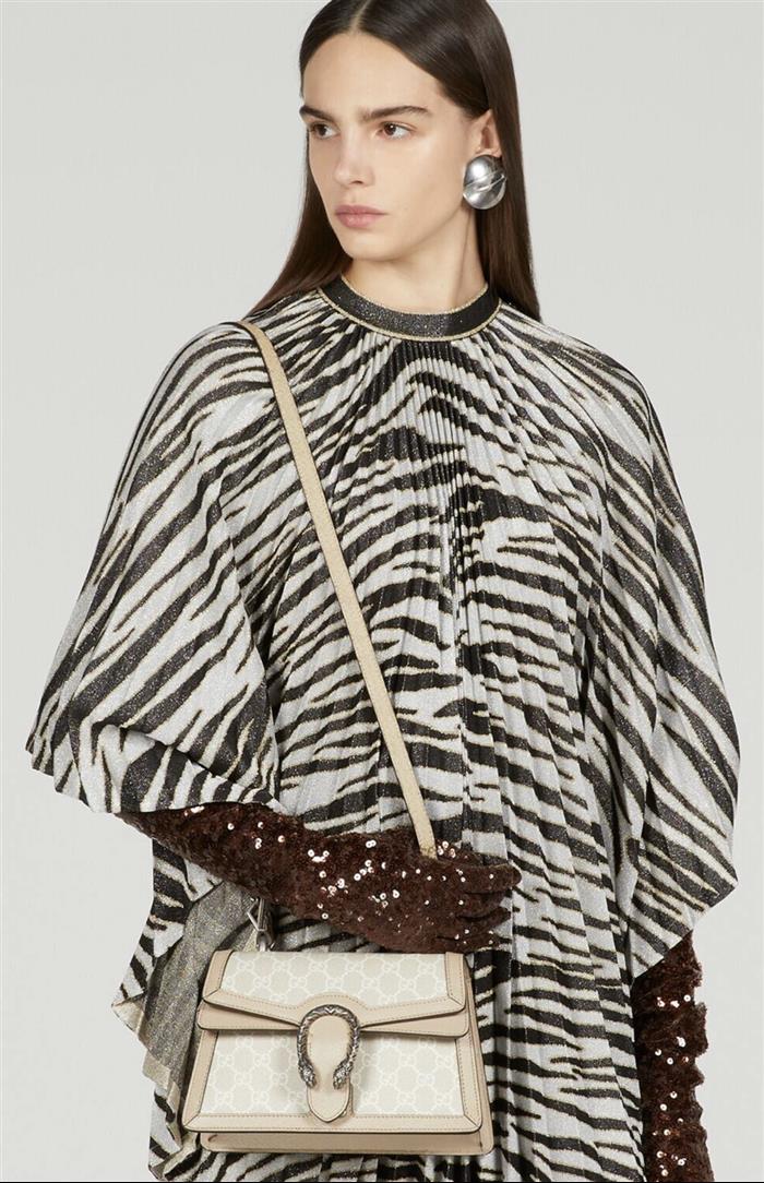 2025210C739496N20196185