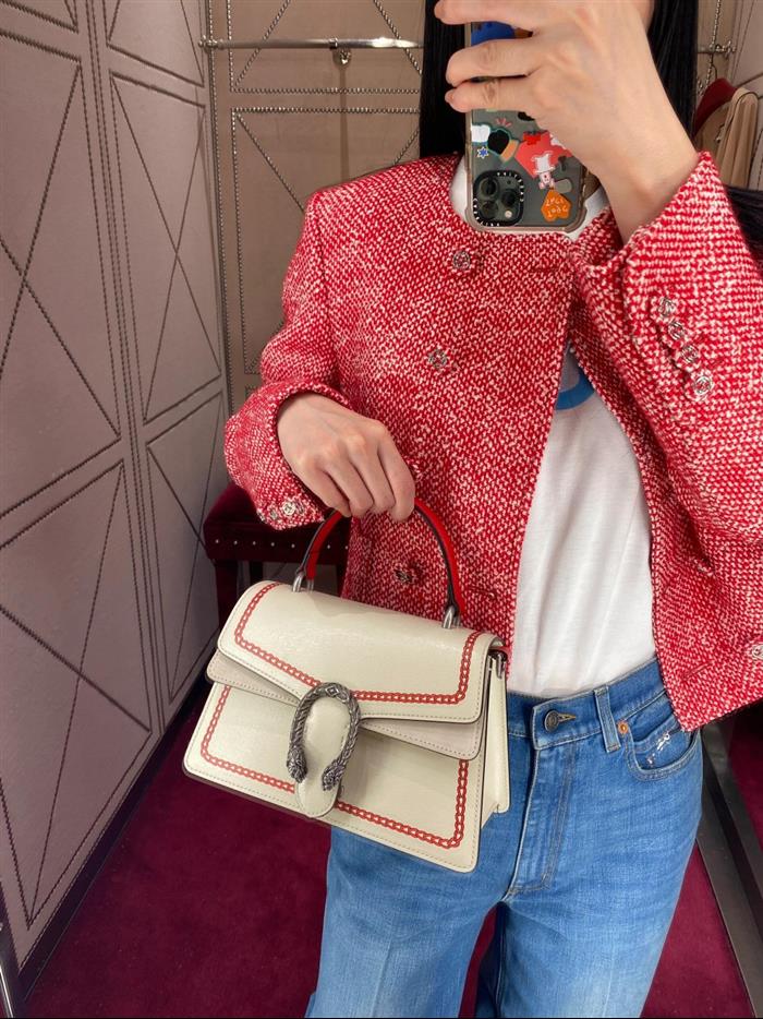 2025210C739496N20196327