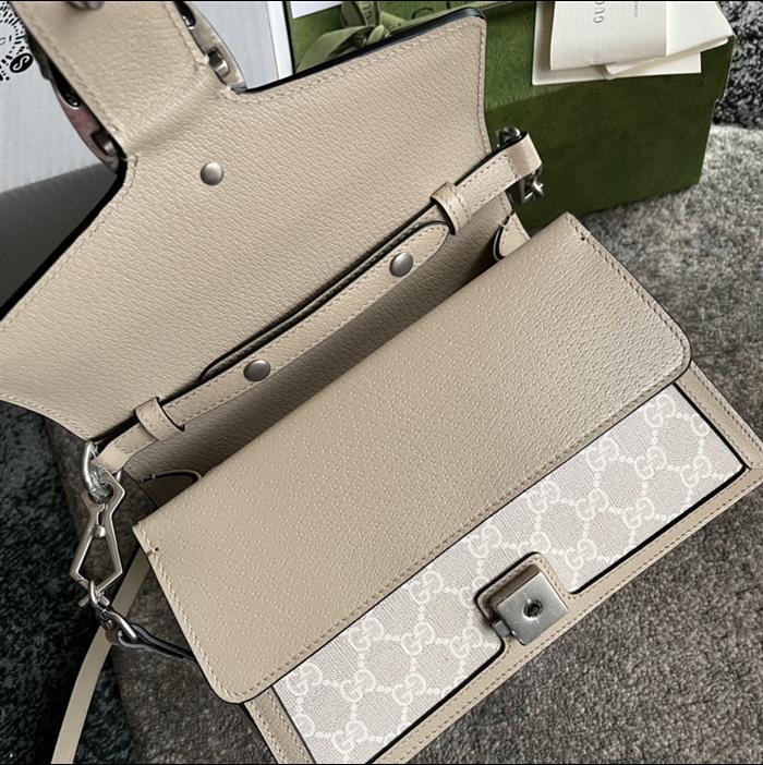 2025210C739496N20196580