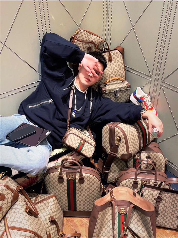 2025210C681295N201822412