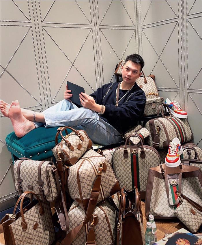 2025210C681295N201822428