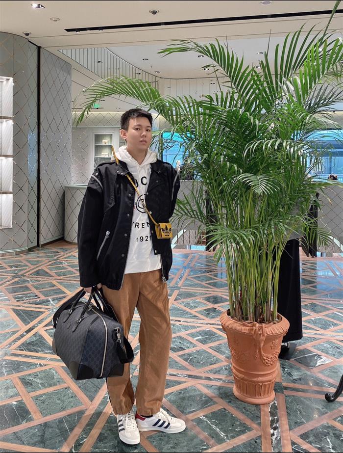 2025210C696014N20225852