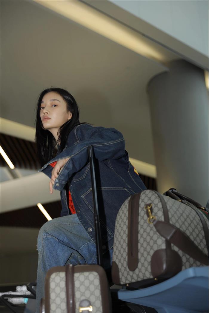 2025210C724612N201829480