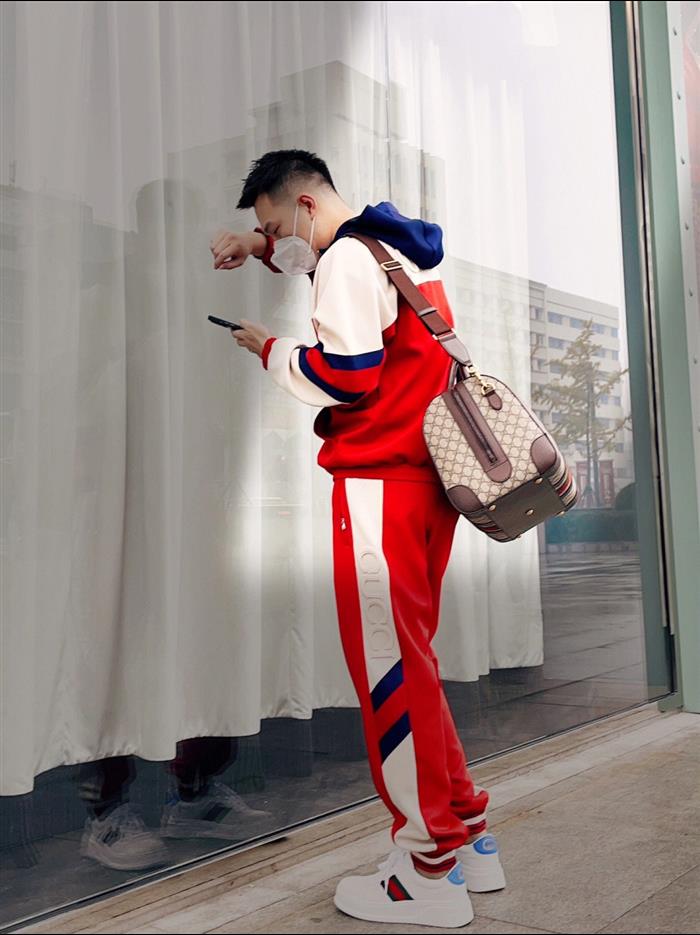 2025210C724642N201830676