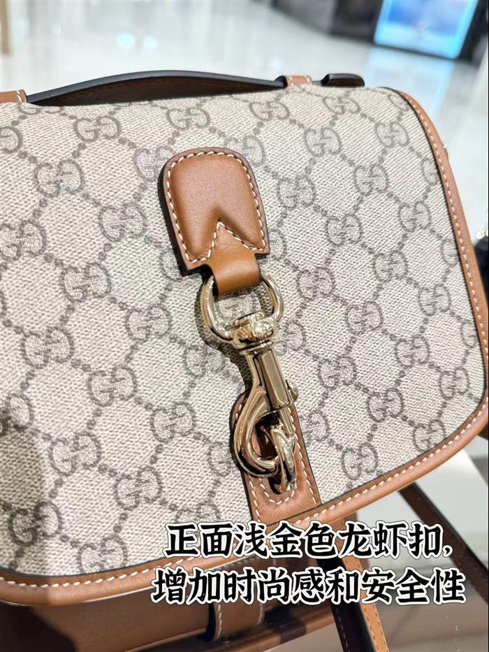 2025210C815211N2022242