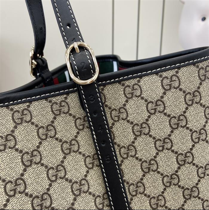 2025210C815212N202224535