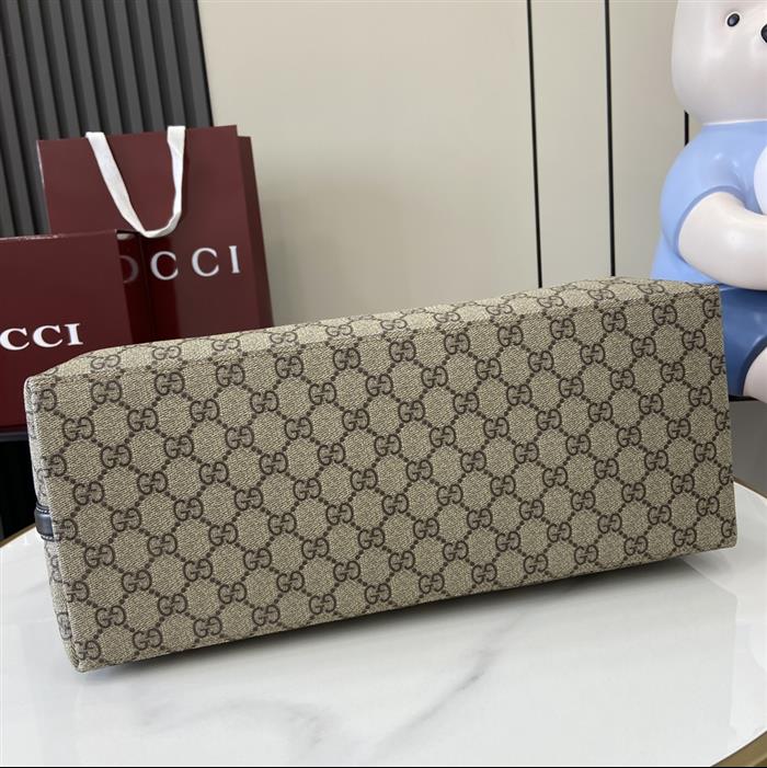 2025210C815213N202224952