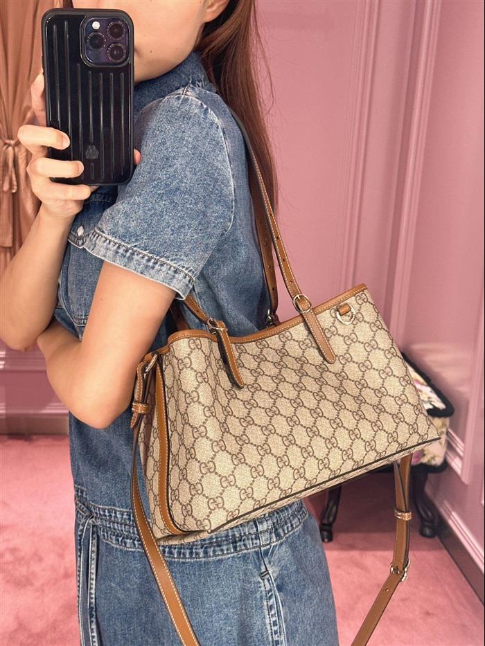 2025210C815214N202225568