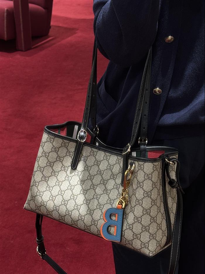 2025210C815214N202225739