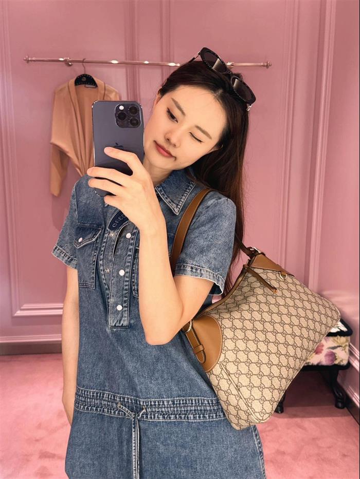 2025210C815217N202226490