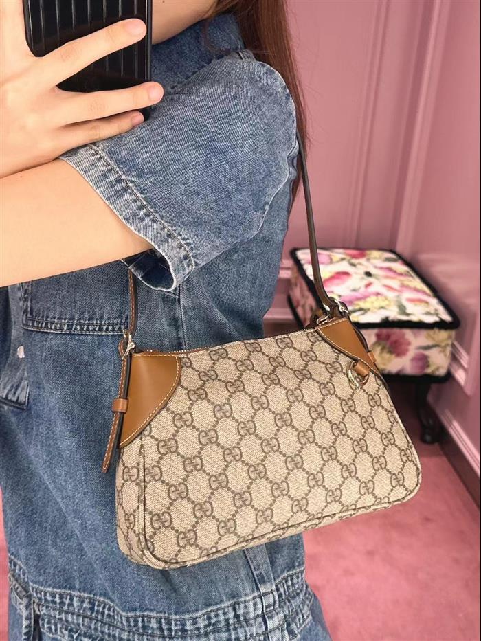 2025210C815218N202227143