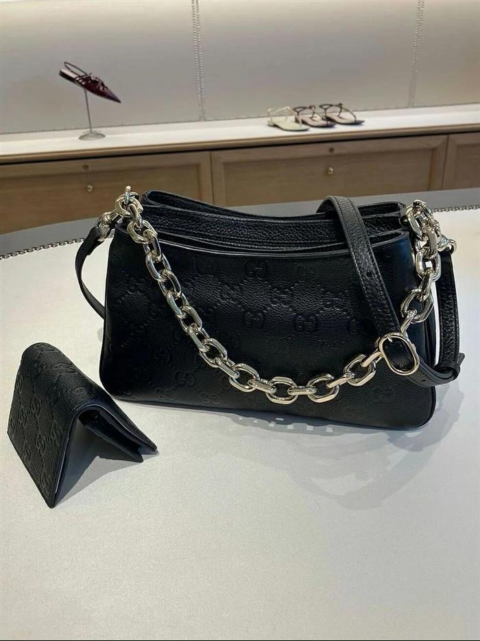 2025210C815263N20222811