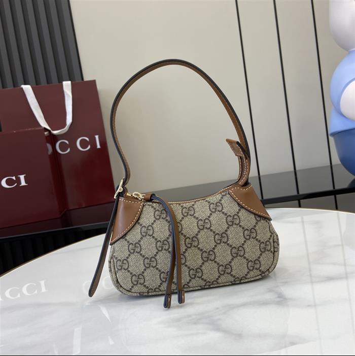 2025210C820696N202230201