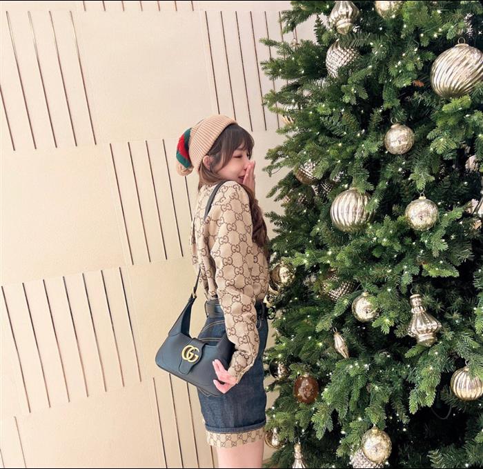 2025210C735106N201248332