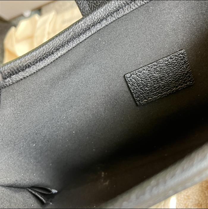 2025210C735106N201248680