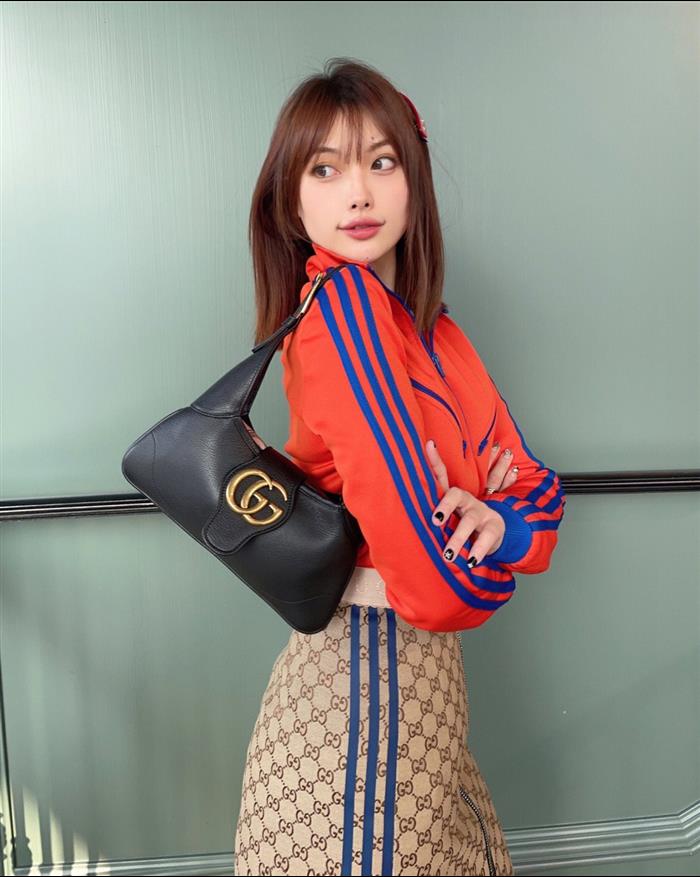 2025210C735106N201248759