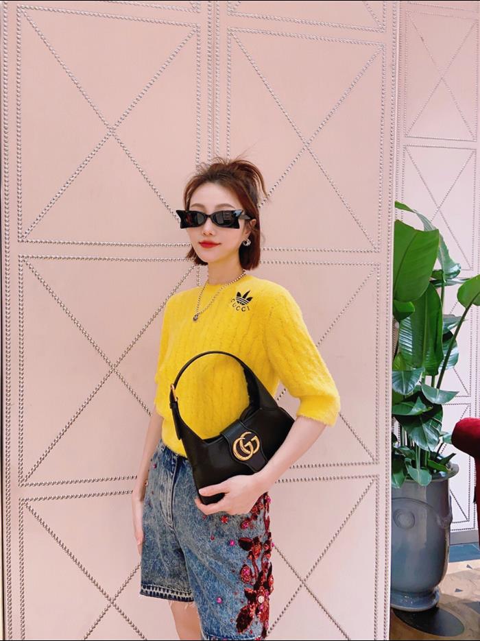 2025210C735106N201248789