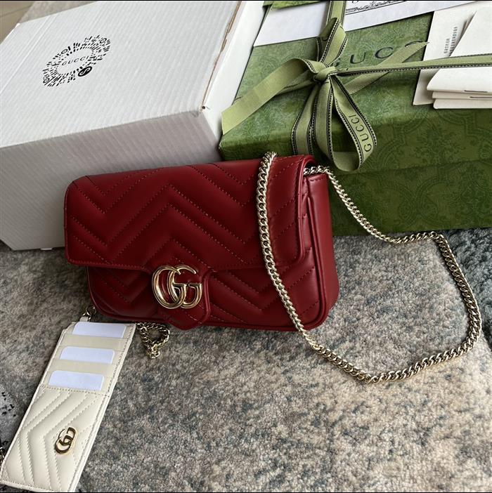 2025210C751526N201814681