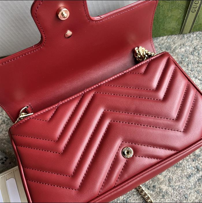 2025210C751526N201814759