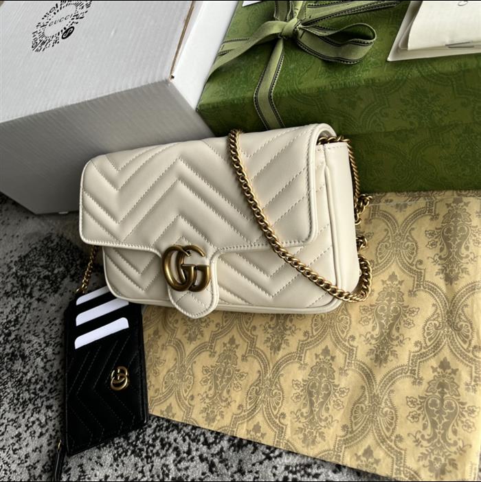 2025210C751526N201815262