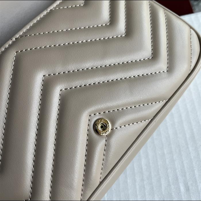 2025210C751526N201815857