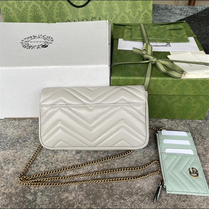 2025210C751526N20181661