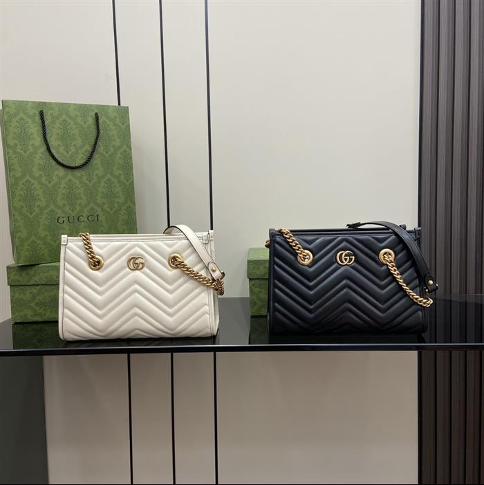 2025210C779727N201817856