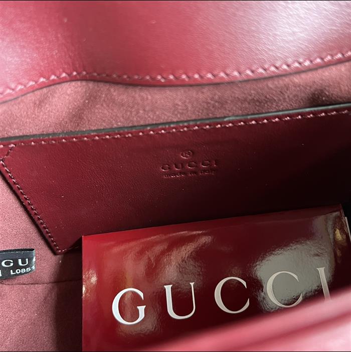 2025210C811238N201821252